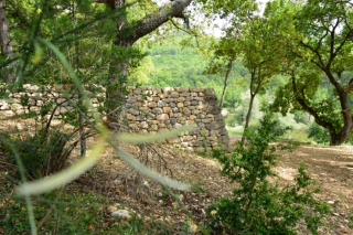 Mur en Pierres seches de Provence